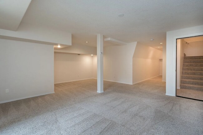 Building Photo - Charming Sherwood Home for Lease – 3 Bed /...