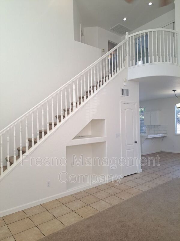 Building Photo - 7530 N Trellis Cir
