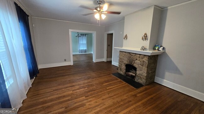 Building Photo - 865 Nottingham Dr