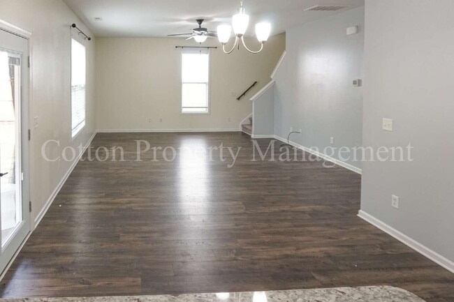 Building Photo - 9343 Cassadine Ct