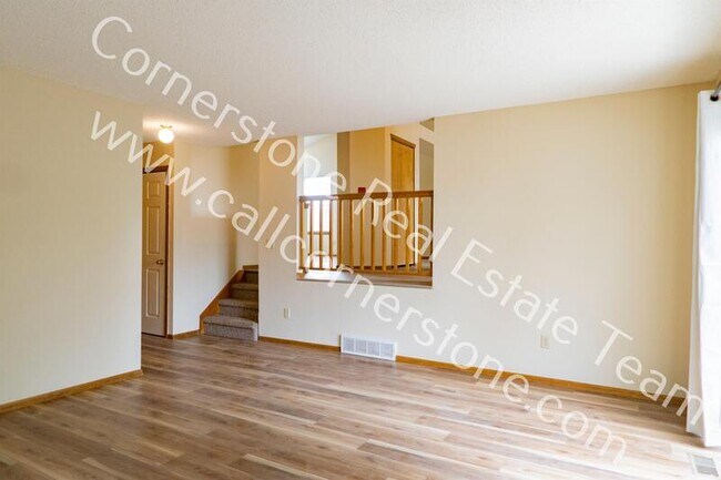 Building Photo - 3050 Haystack Dr