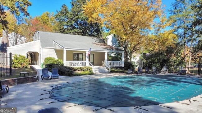 Building Photo - 2790 Farmstead Rd