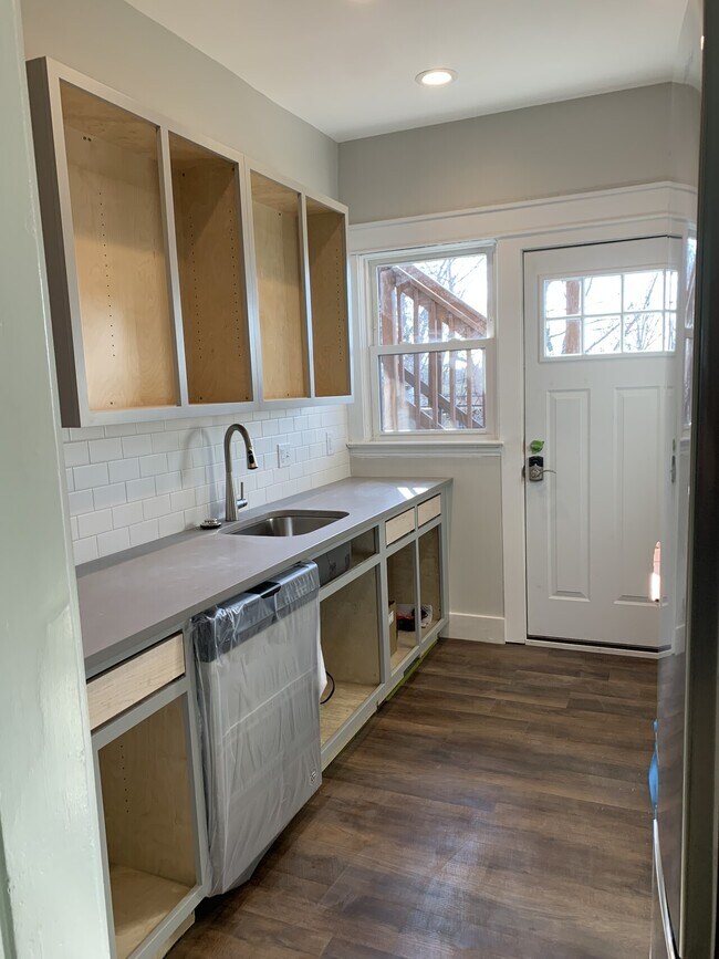 Building Photo - 2280 Bellfield