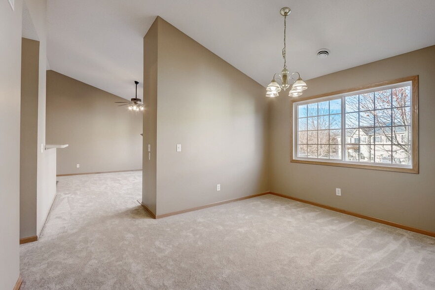 Building Photo - 1222 Bergmann Dr