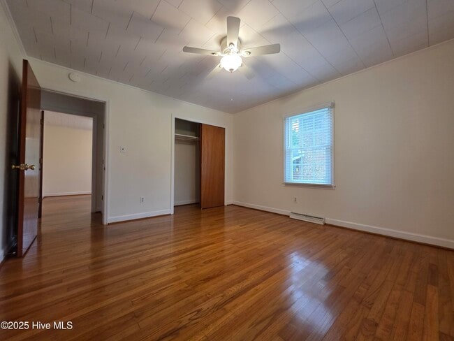 Building Photo - 204 Wharton St