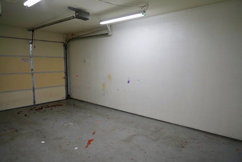 Building Photo - 8550 Tidewater Dr
