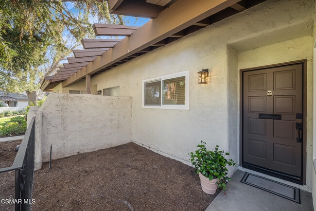 Building Photo - 1116 Nottingwood Cir