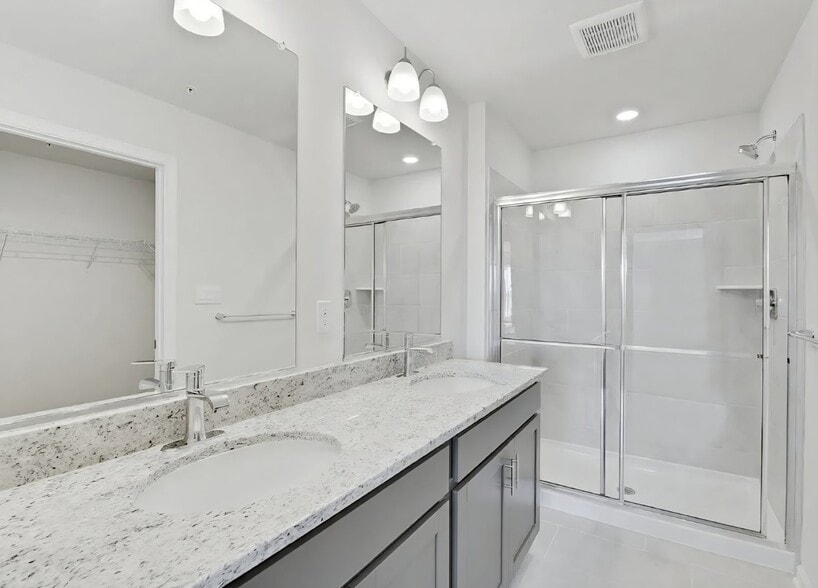 Building Photo - 1745 Lawder Cir