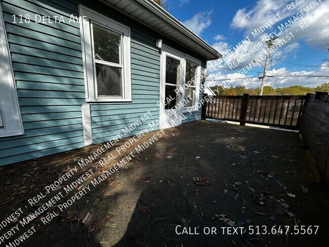 Building Photo - 118 Delta Ave