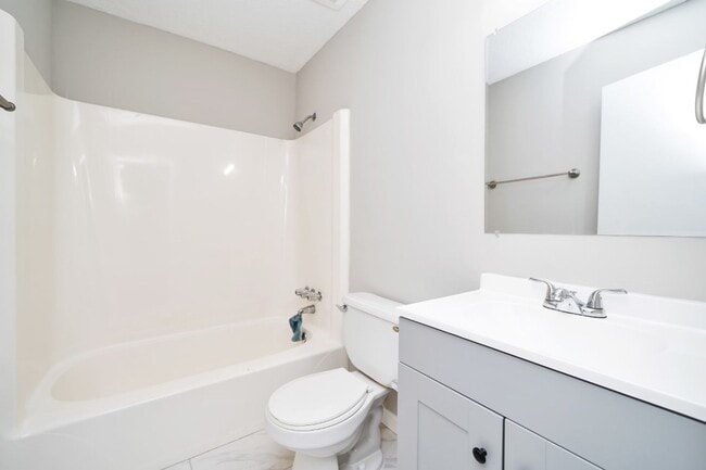 Building Photo - Newly Renovated 4-Bedroom Brick Beauty in Forestdale!