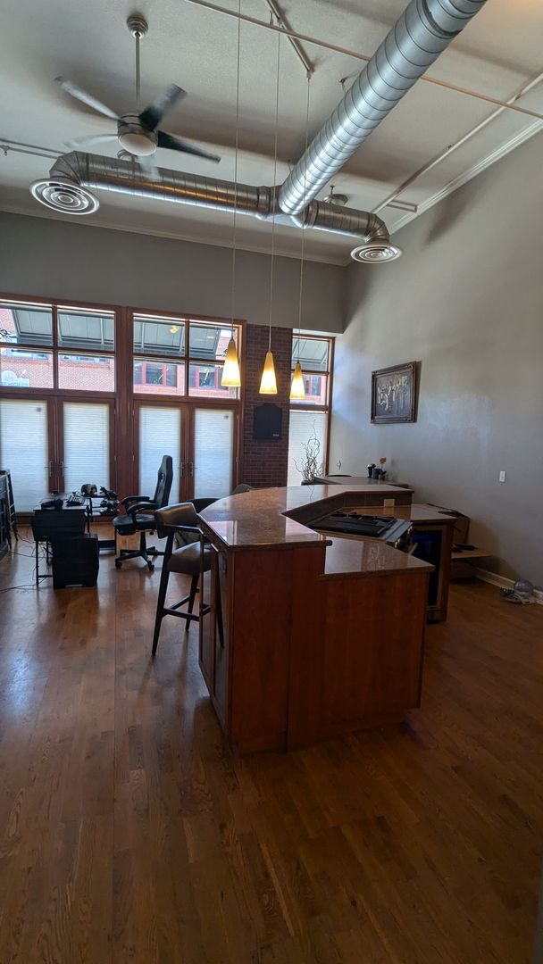 Building Photo - FANTASTIC LUXURY CONDO IN BALLPARK NEXT TO COORS FIELD!  FULLY-FURNISHED!