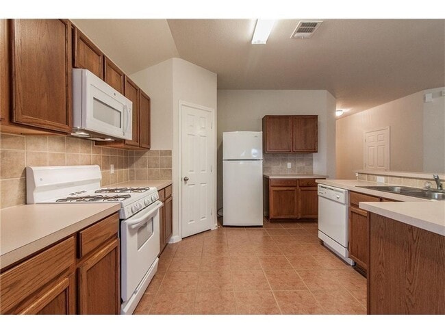 Building Photo - 2103 Kane Cove