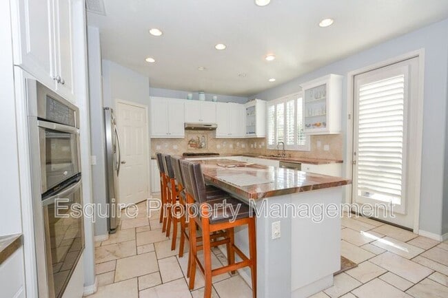 Building Photo - 3750 Golden Pond Dr