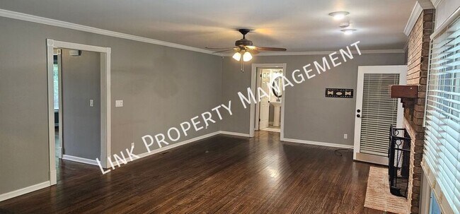 Building Photo - 7701 Elizabeth Way Dr