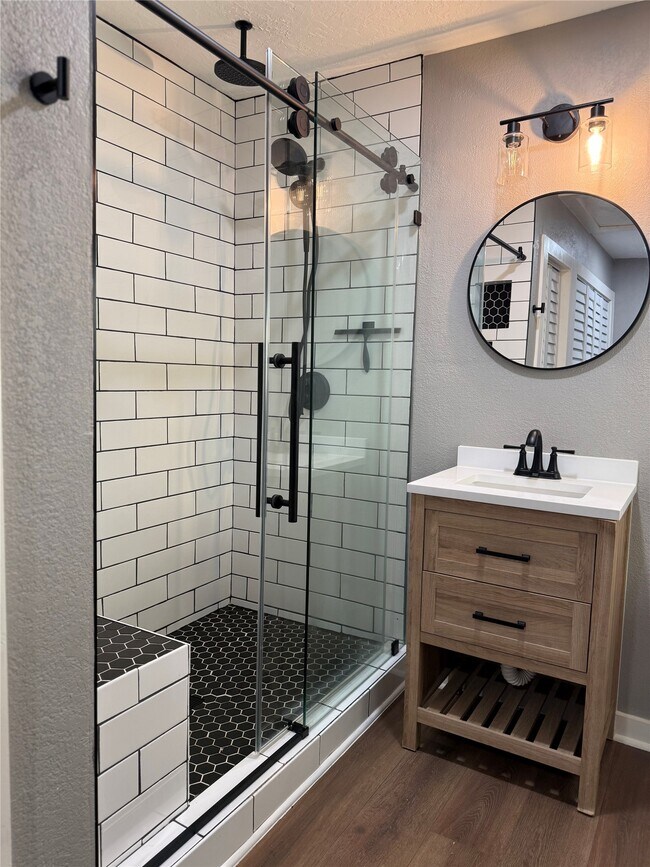 Building Photo - 1214 Sigma St