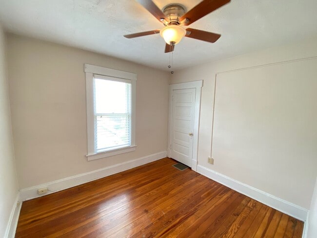 Building Photo - E 4th Ave 88-90 NCR