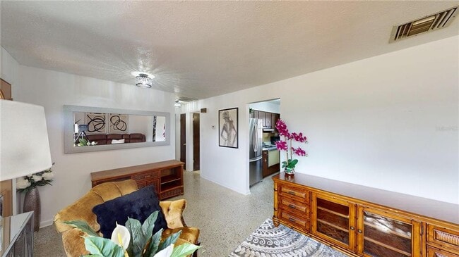 Building Photo - 502 N Beverly Ave