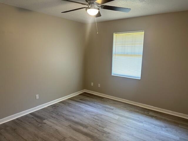 Building Photo - 3095 Brookside Dr NW