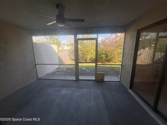 Building Photo - 1810 Mason Terrace