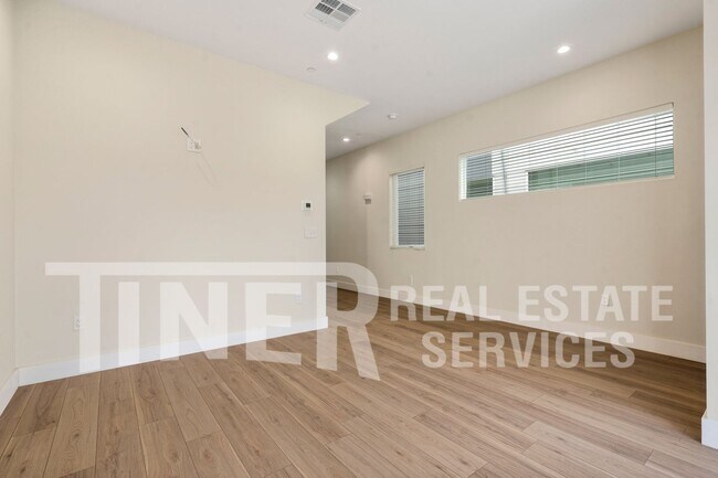 Building Photo - Elegant Modern Living