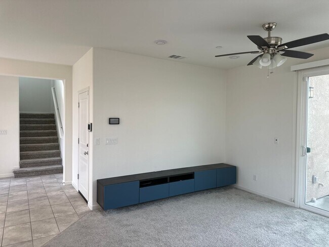 Building Photo - $500.00 off first full months rent