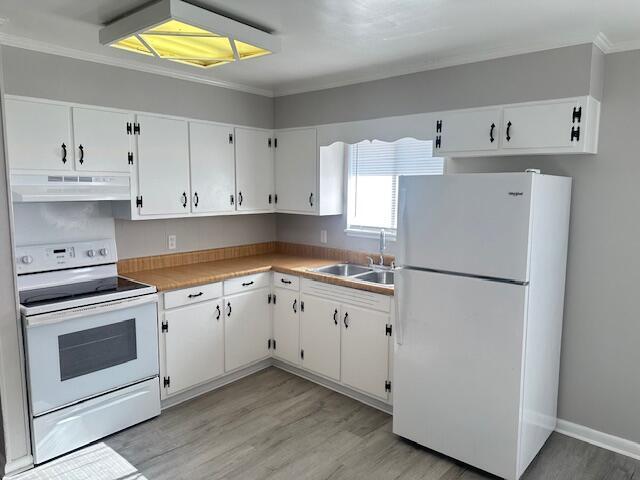 Building Photo - 208 SE Dockery Ln