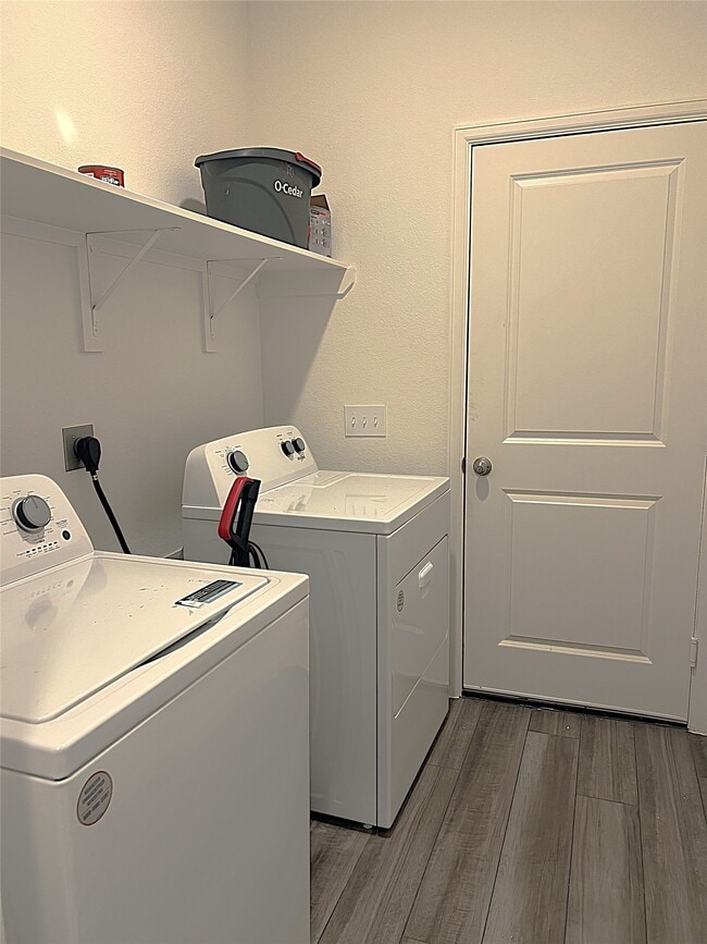 Building Photo - 14715 Peaceful Wy