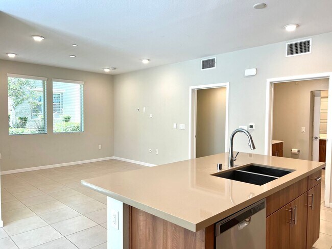 Building Photo - AFFINITY - SUMMERLIN West