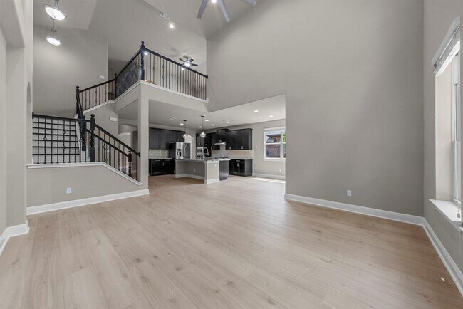 Building Photo - 4401 Trinity Woods St