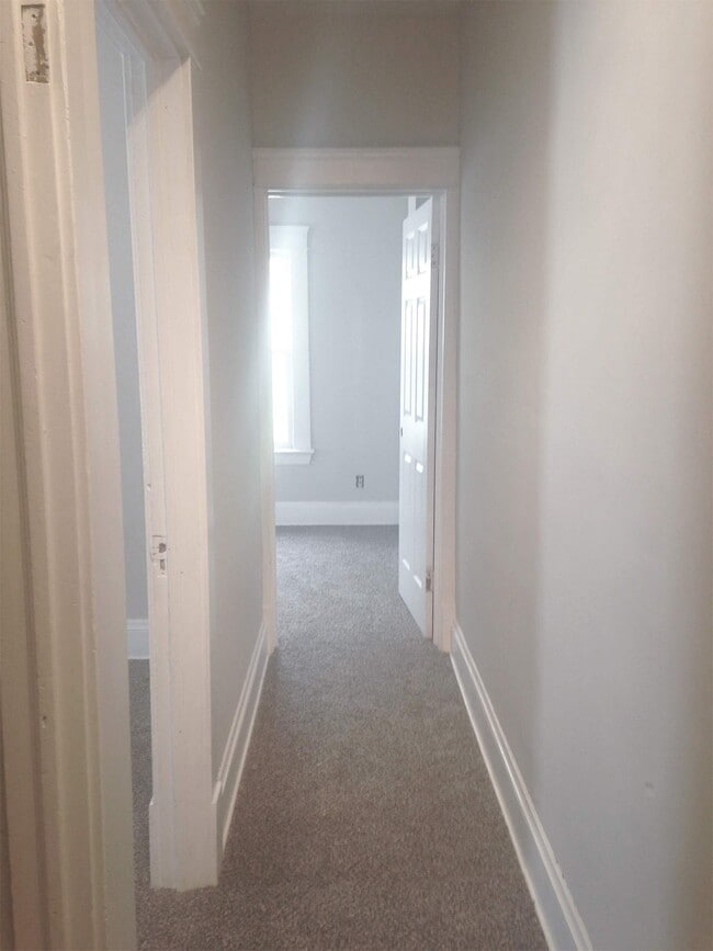 Building Photo - 1266 Clifton Prado