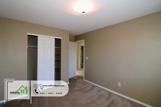 Building Photo - 19226 Snowburst Ct