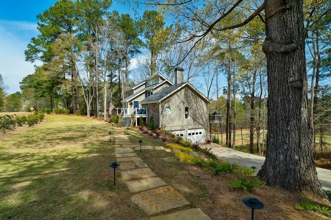 Building Photo - 1900 Snug Harbor Dr