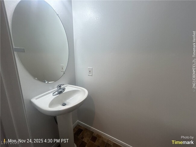 Building Photo - 7251 Pine Barrens St