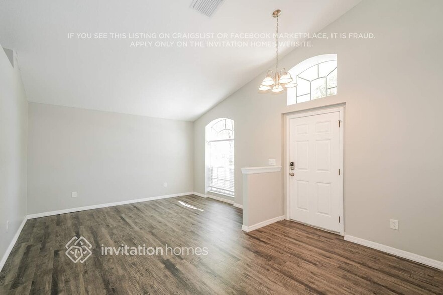 Building Photo - 30939 Stone Arch Ave