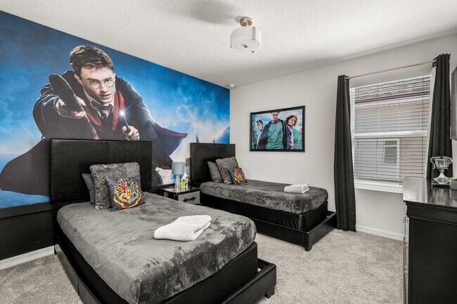 Building Photo - 8953 Amelia Downs Trail