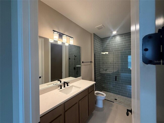 Building Photo - 455 Winter Grv Blvd