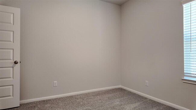 Building Photo - 8356 Bristlecone Pne Wy