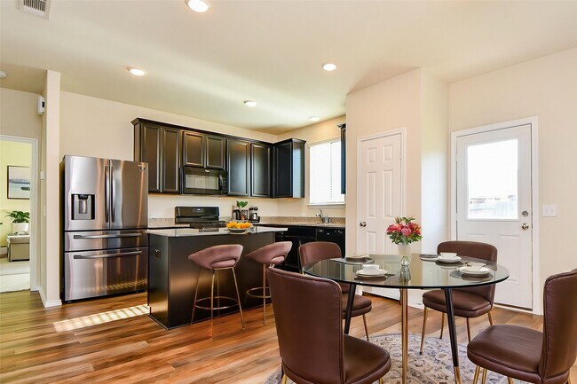 Building Photo - 2730 Ibis Wy