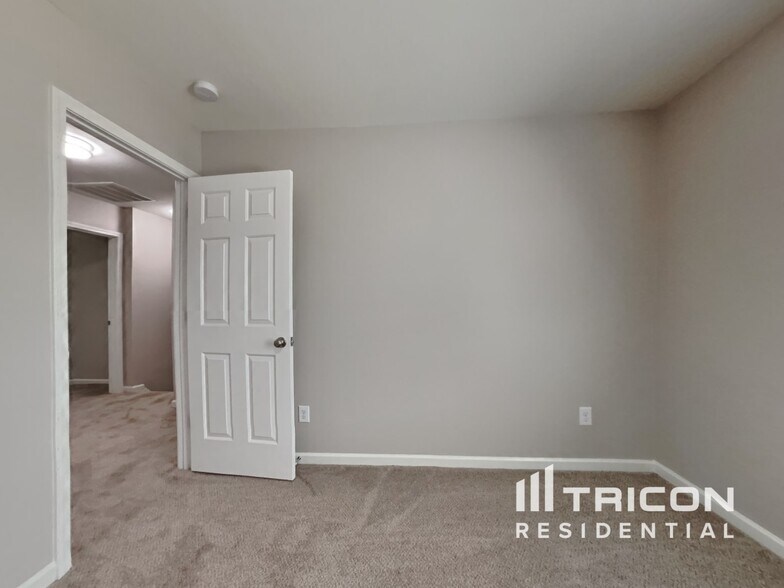 Building Photo - 3934 Patriot Ridge Ct