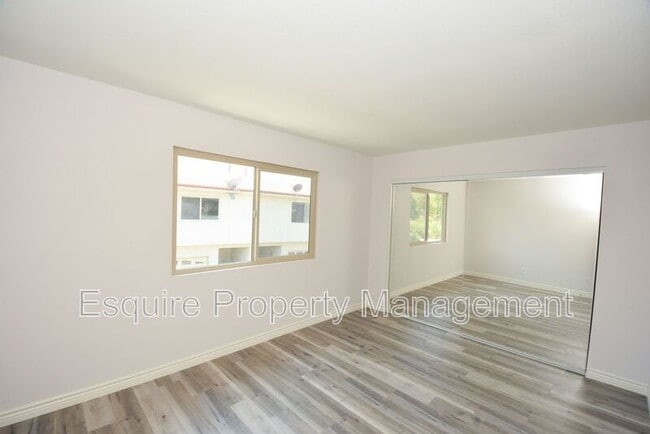 Building Photo - 630 Chapala Dr