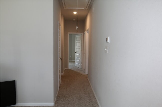 Building Photo - 1336 Mount Blanc Path