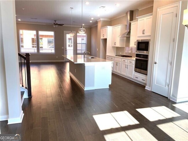 Building Photo - 620 Hudson Wy