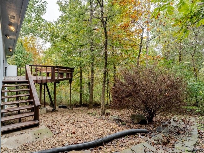 Building Photo - 40 Sandwick Dr