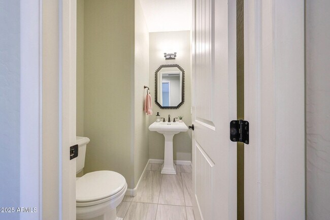 Building Photo - 4662 Cactus Wren Rd