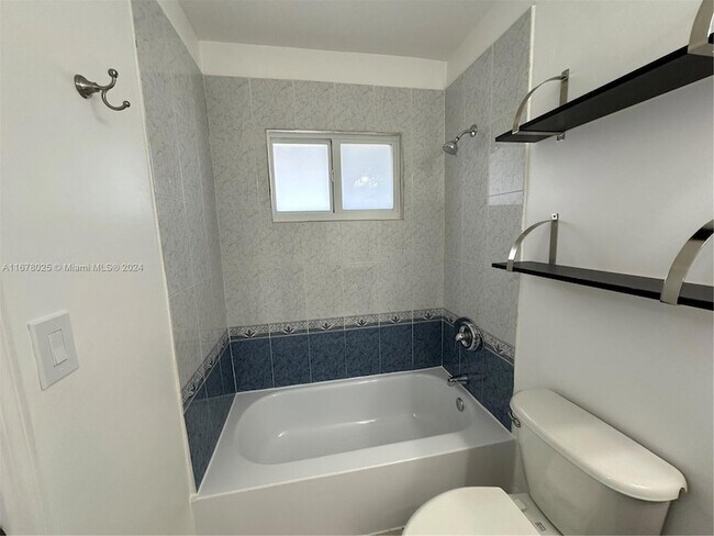 Building Photo - 2734 Bird Ave
