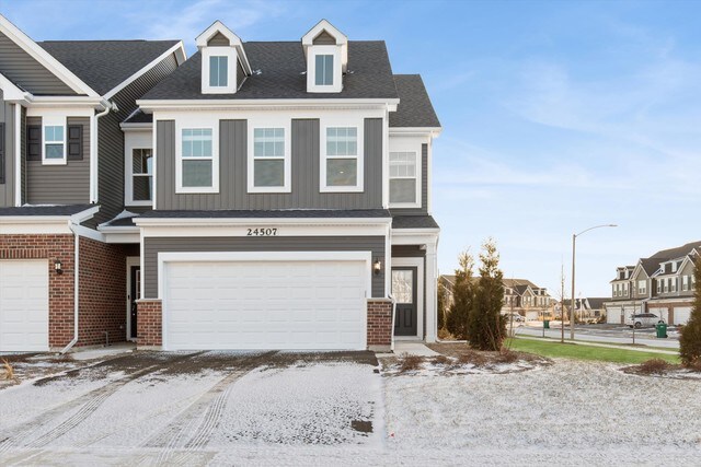 Building Photo - 24507 W Kroll Dr