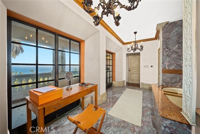 Building Photo - 3300 Palos Verdes Dr W