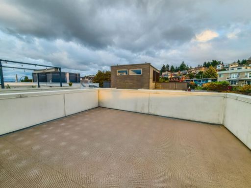 Building Photo - AVAILABLE NOW! Gorgeous 3 Bedroom Near Alki Beach with Private Rooftop Deck