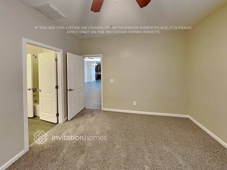 Building Photo - 3041 N Clanton St