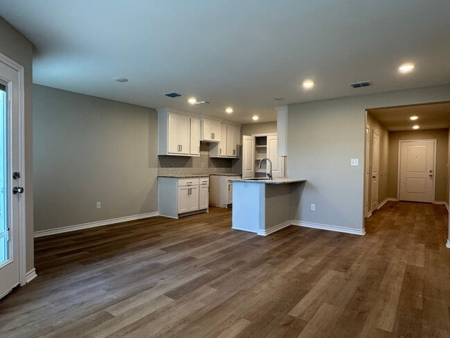 Building Photo - 14574 CR 2191